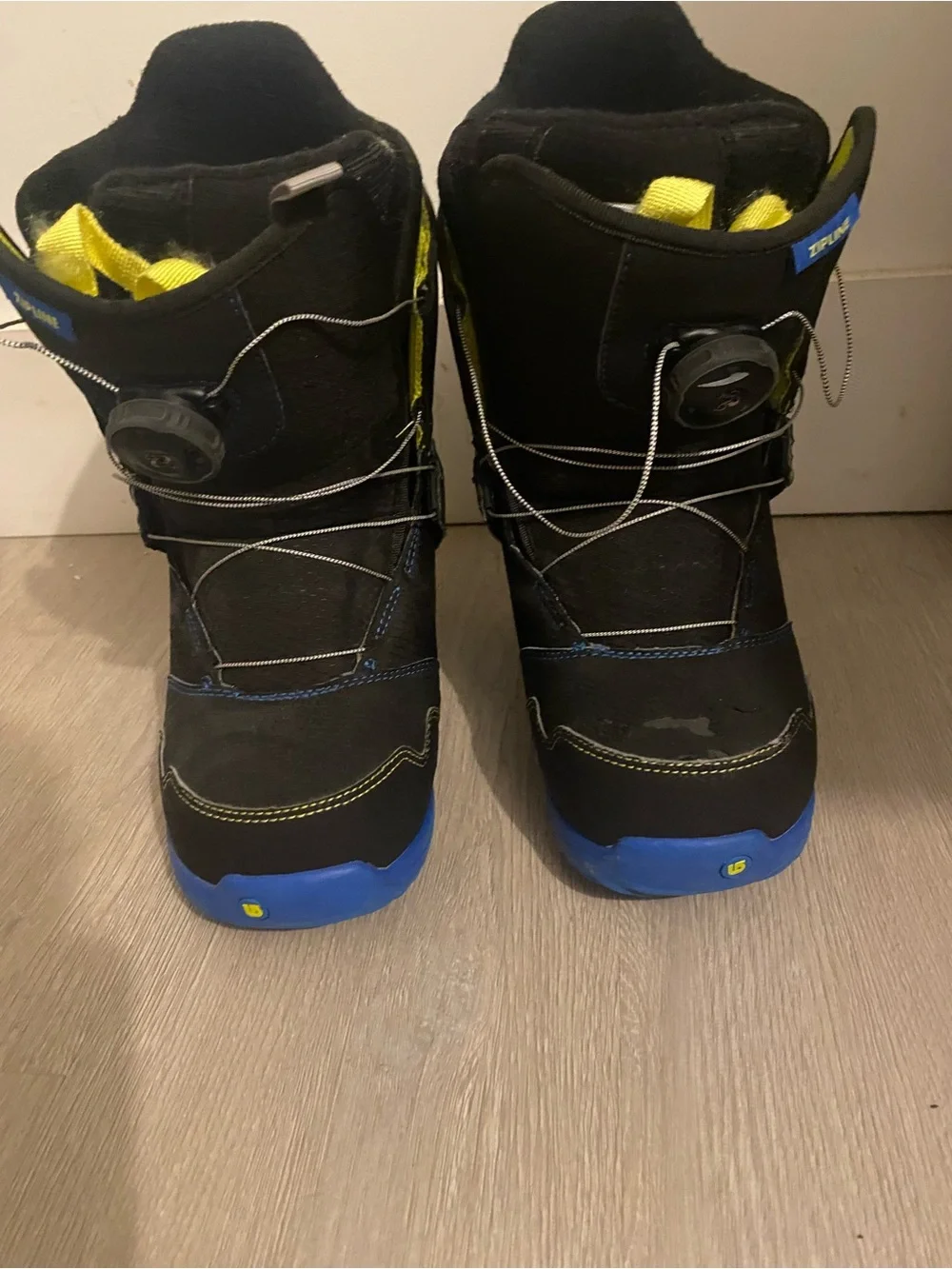 Burton Kids Black, Blue & Yellow Snow Boots with Dial Closure